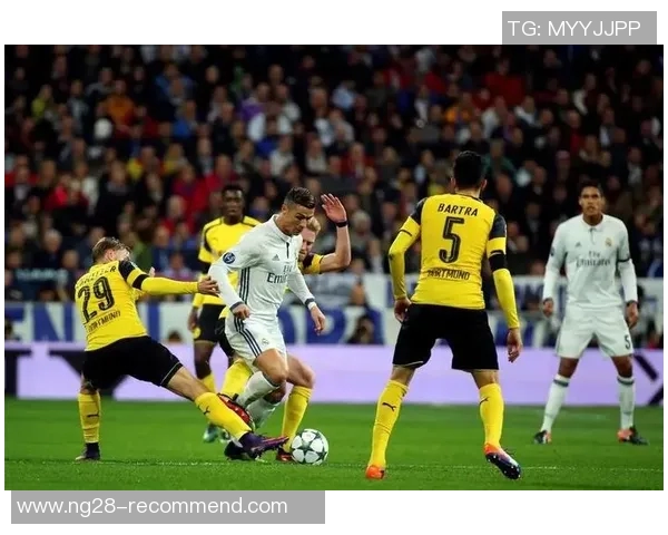 德甲激战皇马凭补时绝杀逆转那不勒斯全场沸腾赛后点评解析