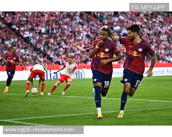 意甲激战热刺大胜巴萨红牌事件引发全场热议精彩十球回顾