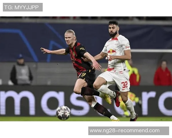 莱比锡强势击败那不勒斯红牌争议引发全场热议与激情