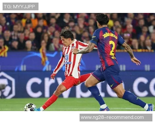 中超激战巴萨险胜巴黎红牌事件引发全场热议与争议