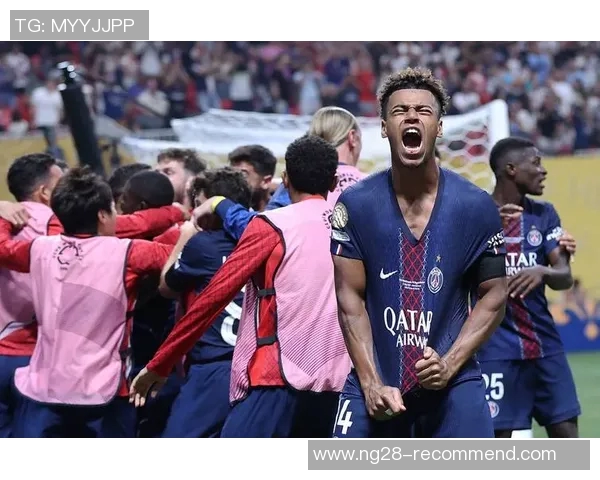 国王杯惊天逆转巴黎圣日耳曼5-0大胜里昂全场沸腾的十大进球回顾